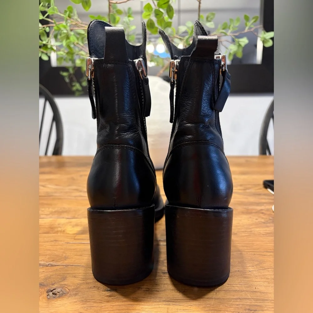 MOMA Black Leather Boots - Picture 10 of 13
